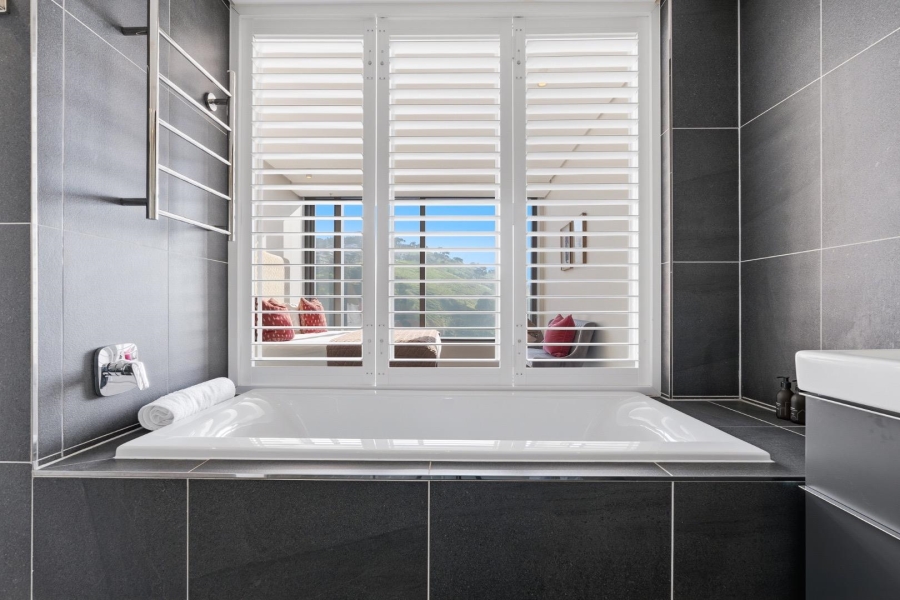 2 Bedroom Property for Sale in De Waterkant Western Cape